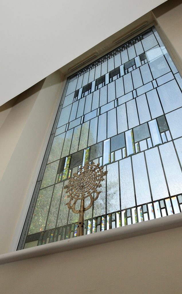 Decorative glass window with bevelled and leaded glass